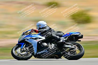 media/Apr-13-2025-TrackXperience (Sun) [[fb1ef998a6]]/Level 2 (Intermediate)/Turn 2 (Session 5)/